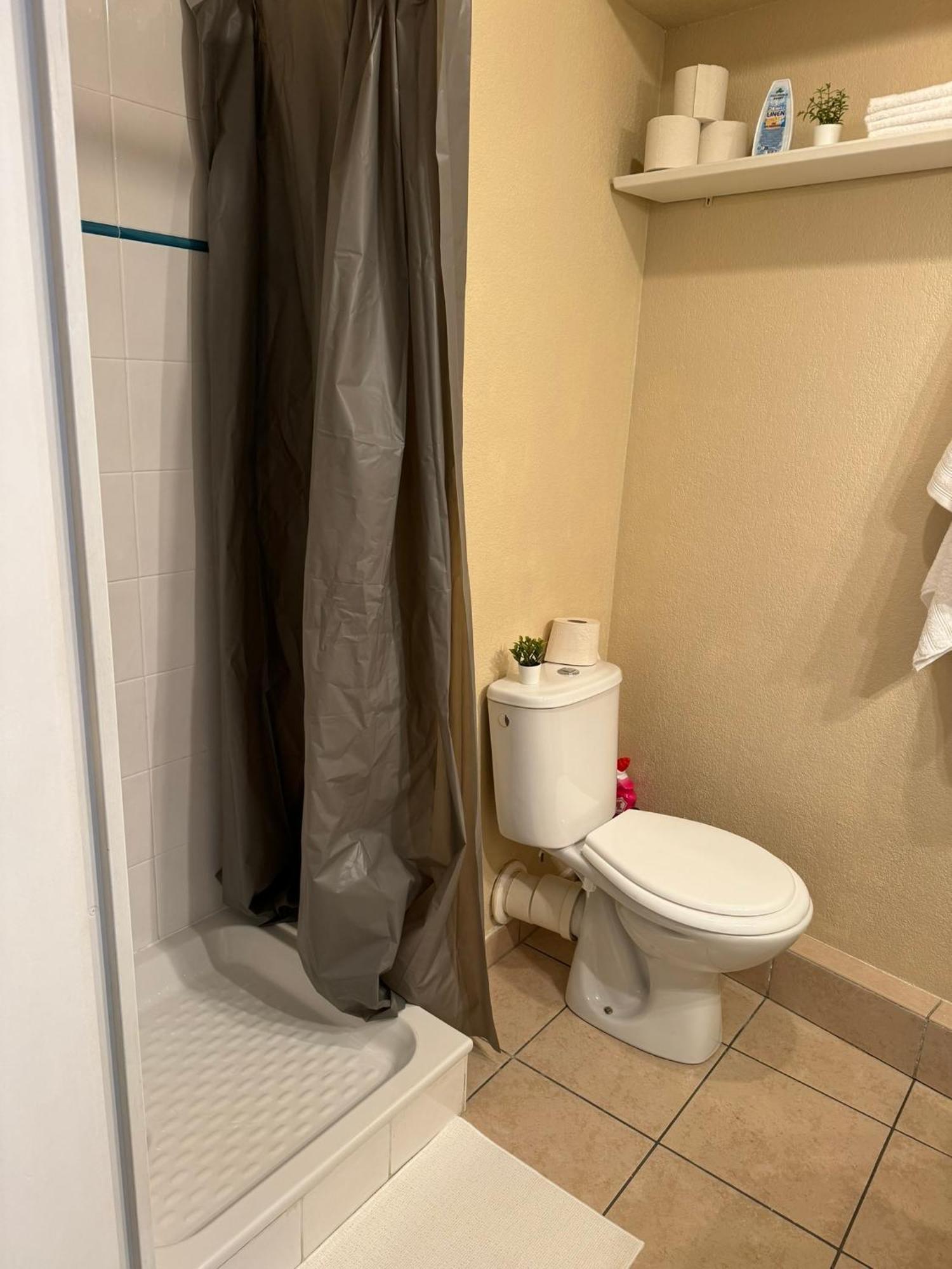 Studio Confortable Avec Vue Nice Buitenkant foto